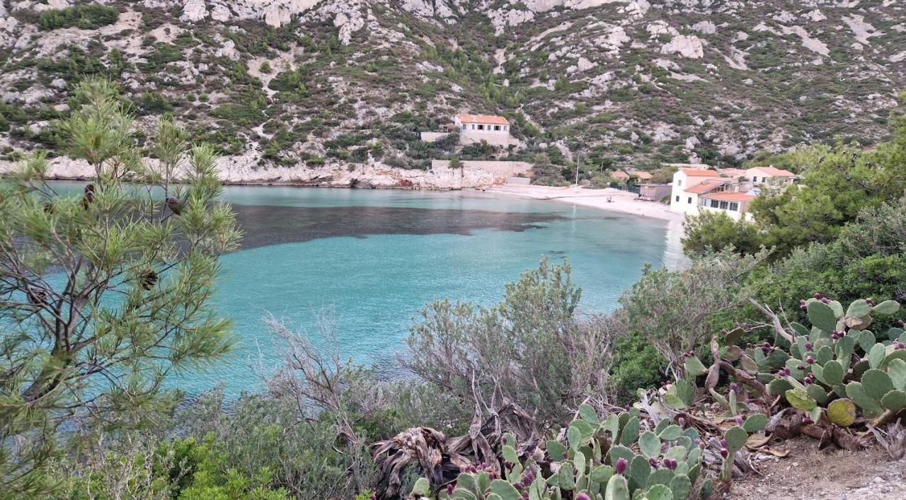 Pointe Rouge A 2Mn De La Plage - Avec Petite Vue Mer Marseille Exterior photo