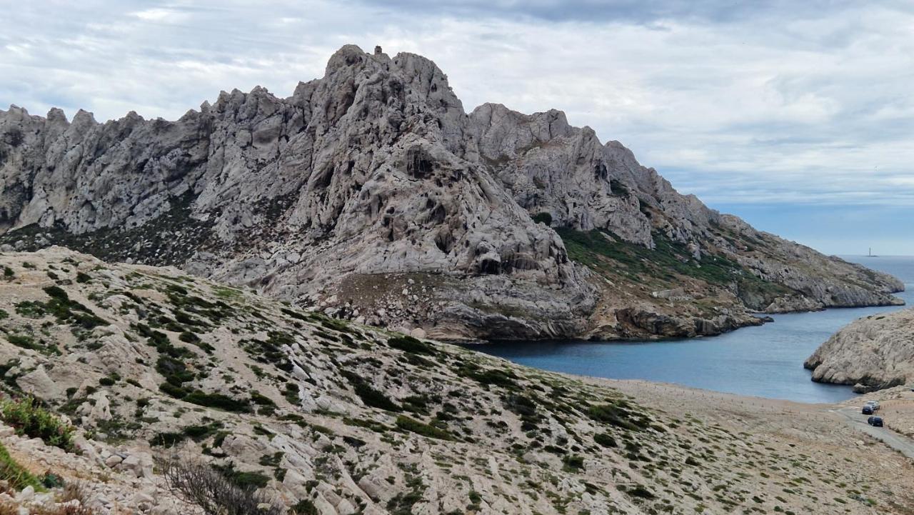 Pointe Rouge A 2Mn De La Plage - Avec Petite Vue Mer Marseille Exterior photo